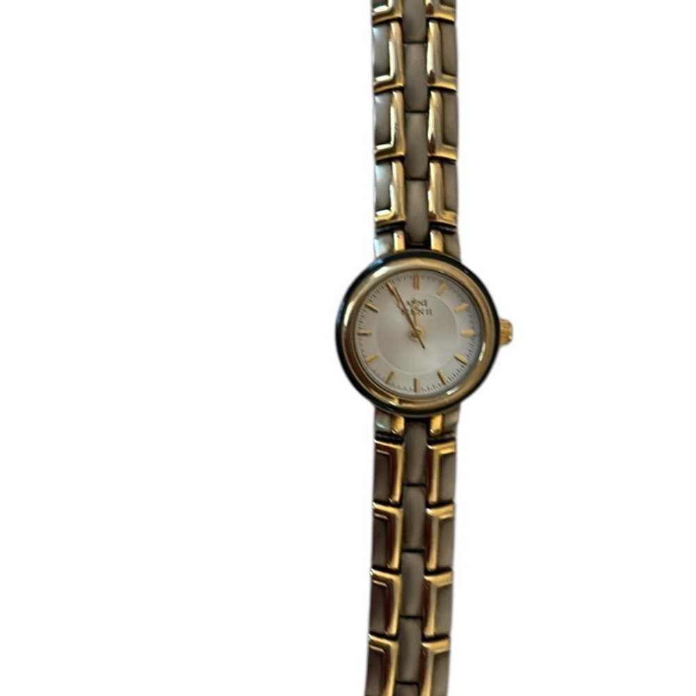 Watch with Multiple Bezels Black, navy, green, red, gold, gold/silver,diamond